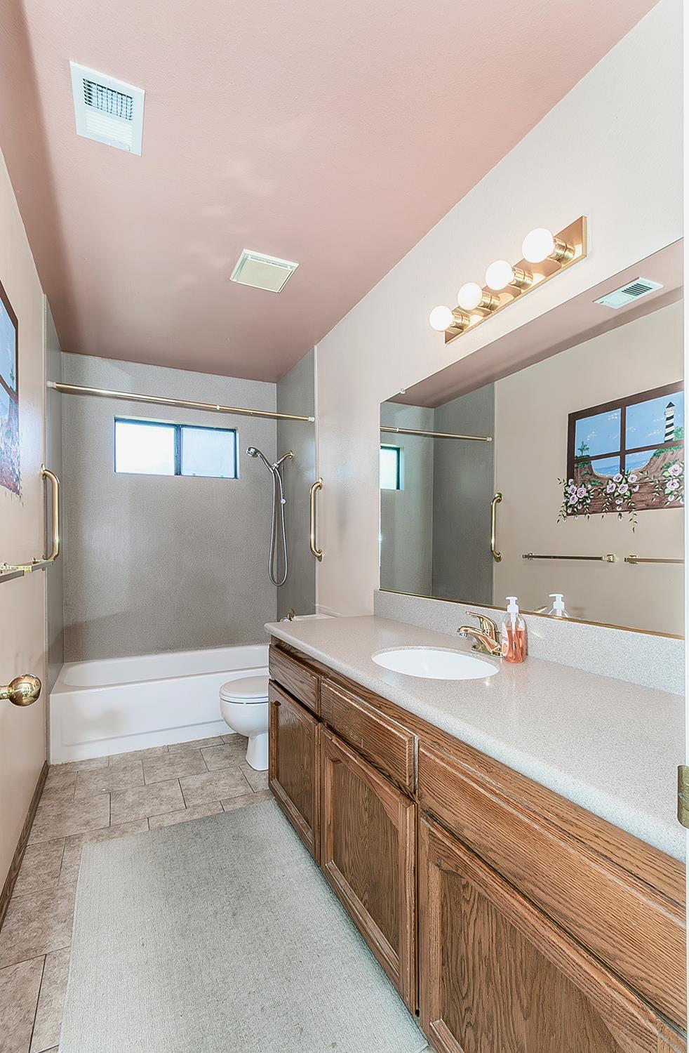 1149 Pistachio Ave, Clovis, CA 93611