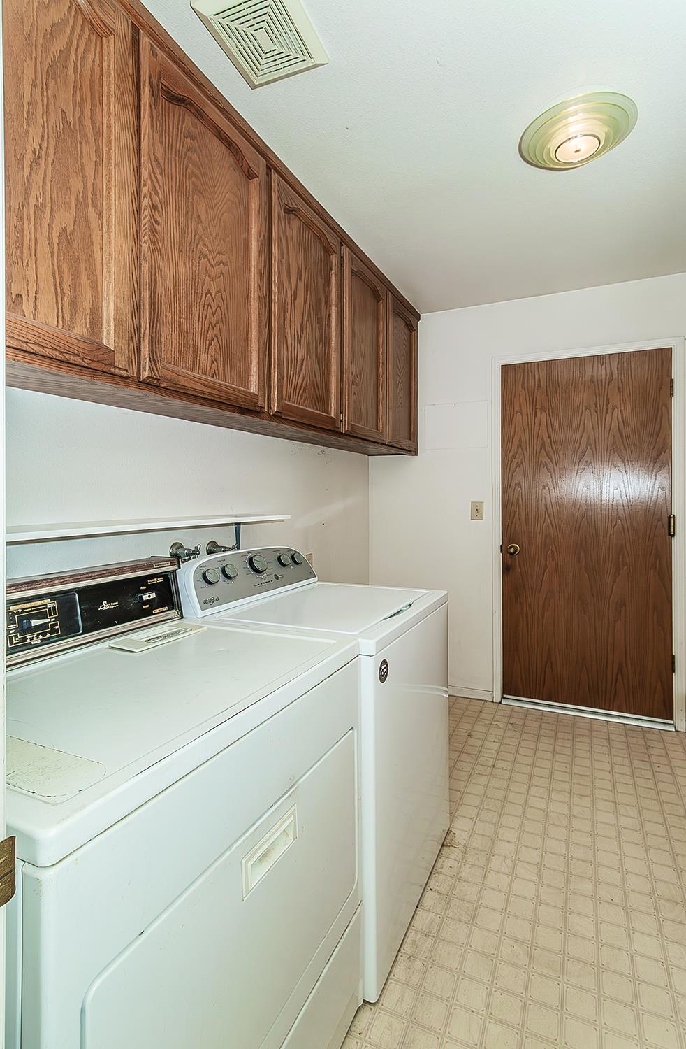 1149 Pistachio Ave, Clovis, CA 93611