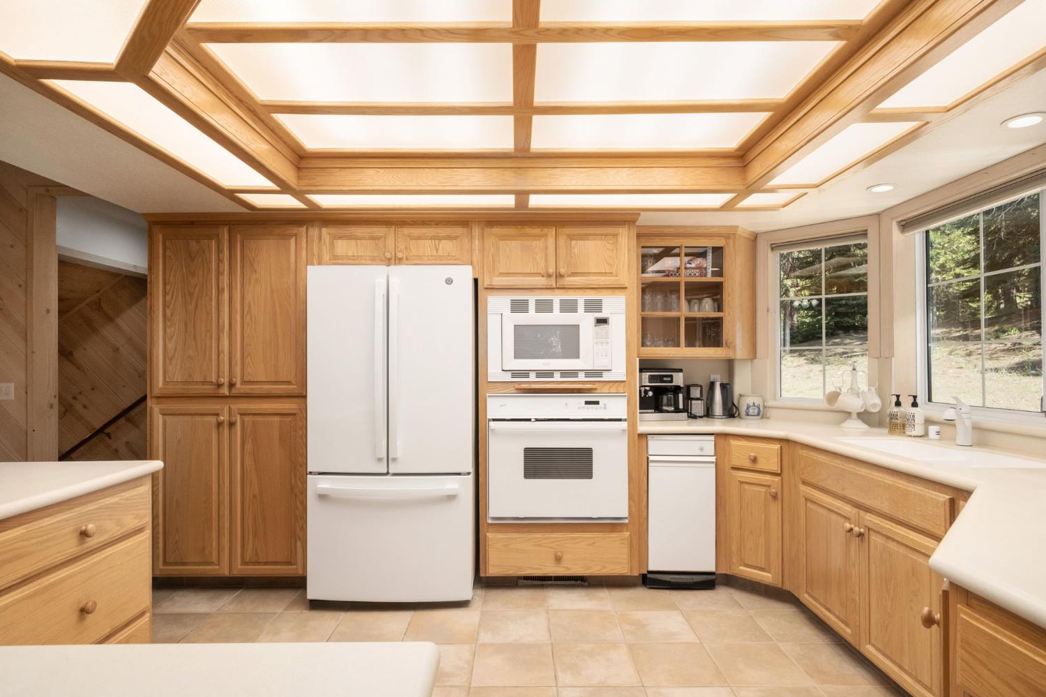 41035 Cold Springs Ln, Shaver Lake, CA 93664