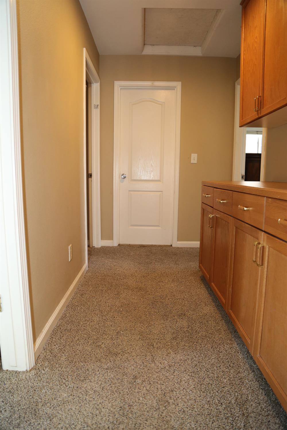 5811 W Cromwell Ave, Fresno, CA 93722