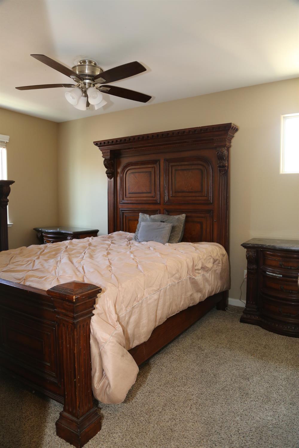 5811 W Cromwell Ave, Fresno, CA 93722