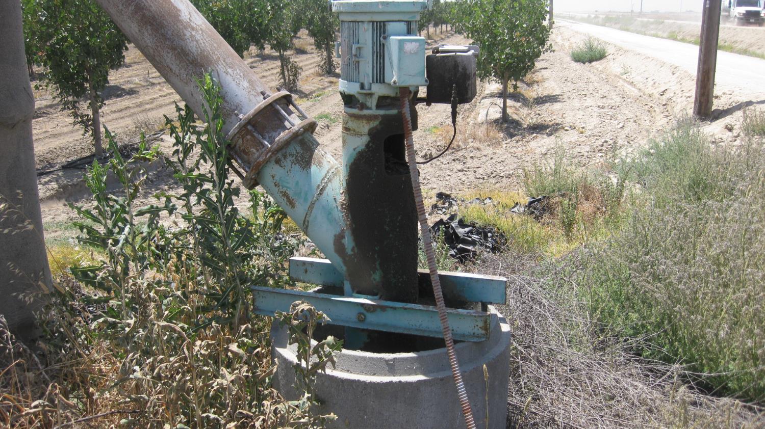 99999 NE Corner of Road 104 & Ave 104, Pixley, CA 93256