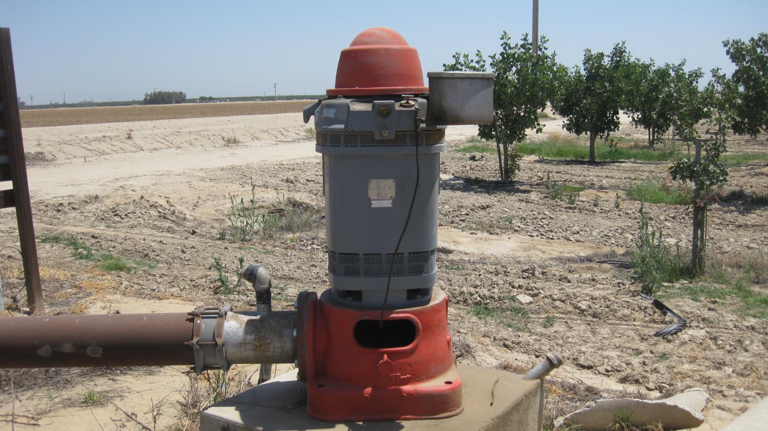 99999 NE Corner of Road 104 & Ave 104, Pixley, CA 93256