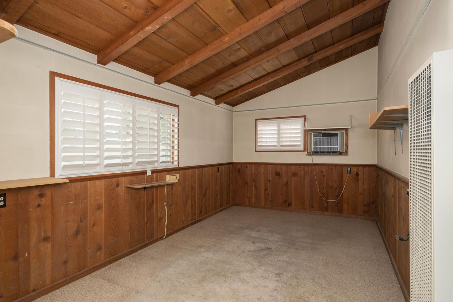 5610 N Arthur Ave, Fresno, CA 93711