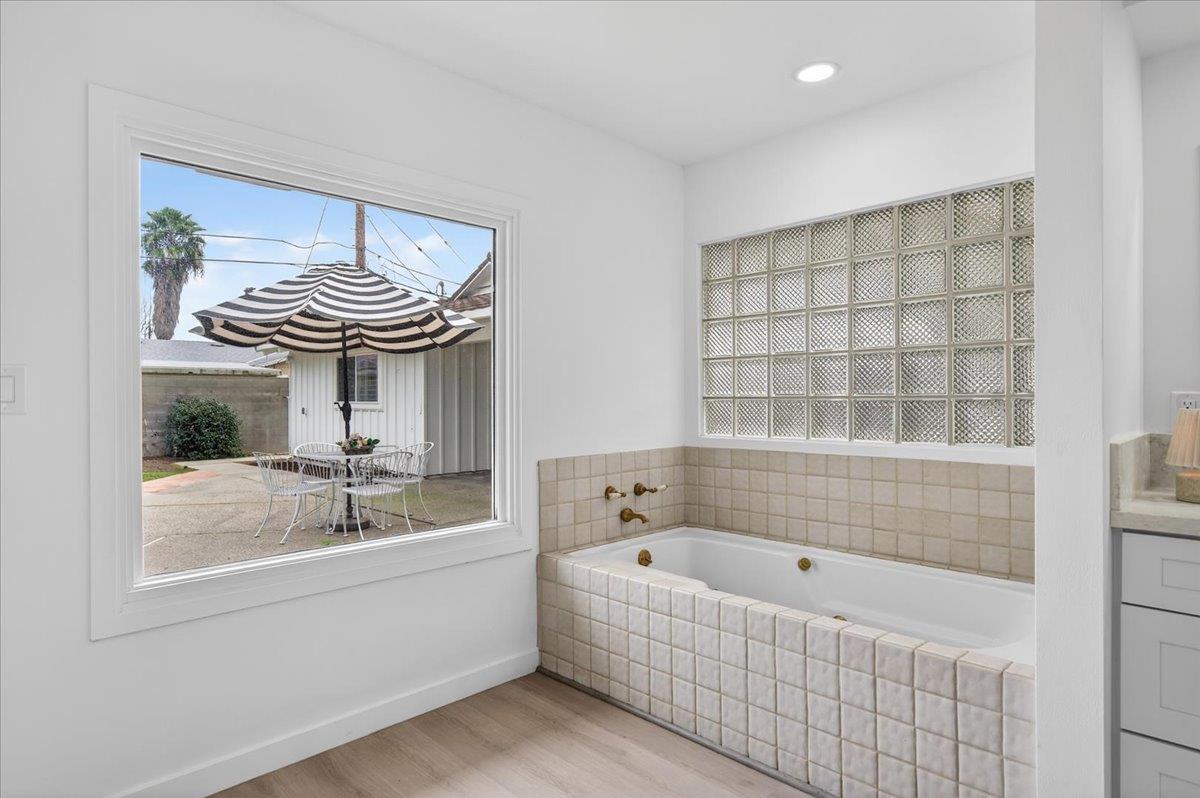 5610 N Arthur Ave, Fresno, CA 93711