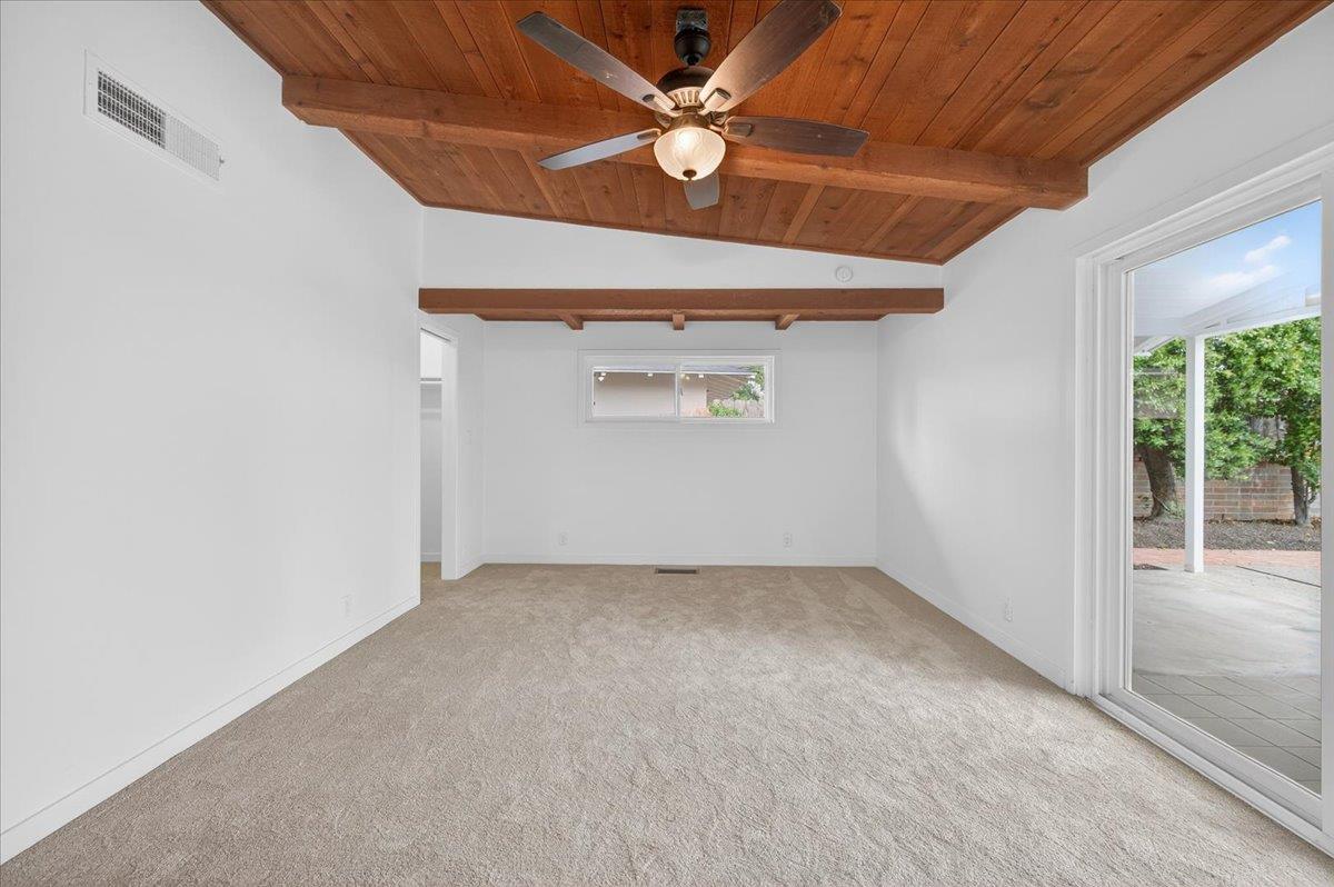 5610 N Arthur Ave, Fresno, CA 93711