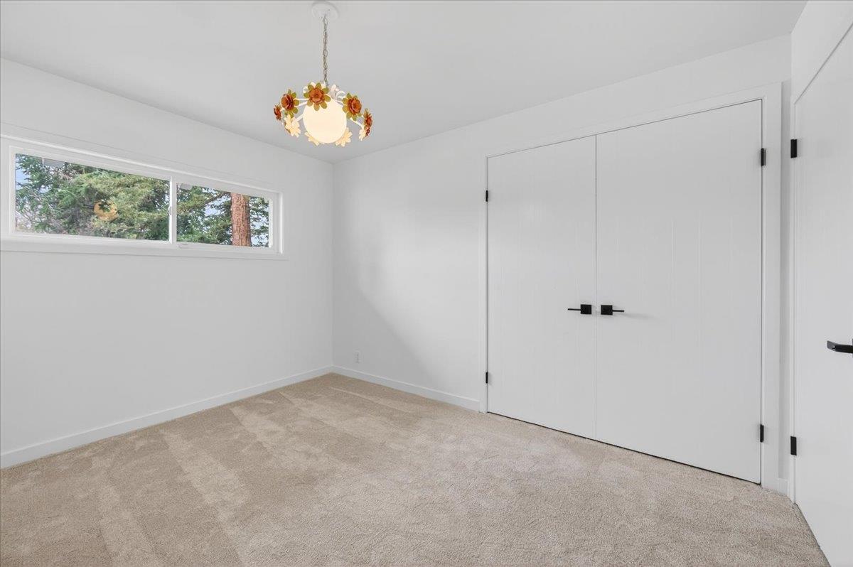 5610 N Arthur Ave, Fresno, CA 93711