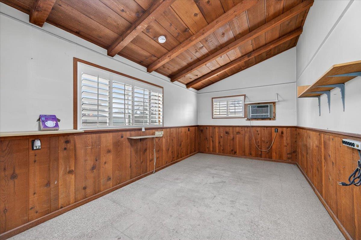 5610 N Arthur Ave, Fresno, CA 93711