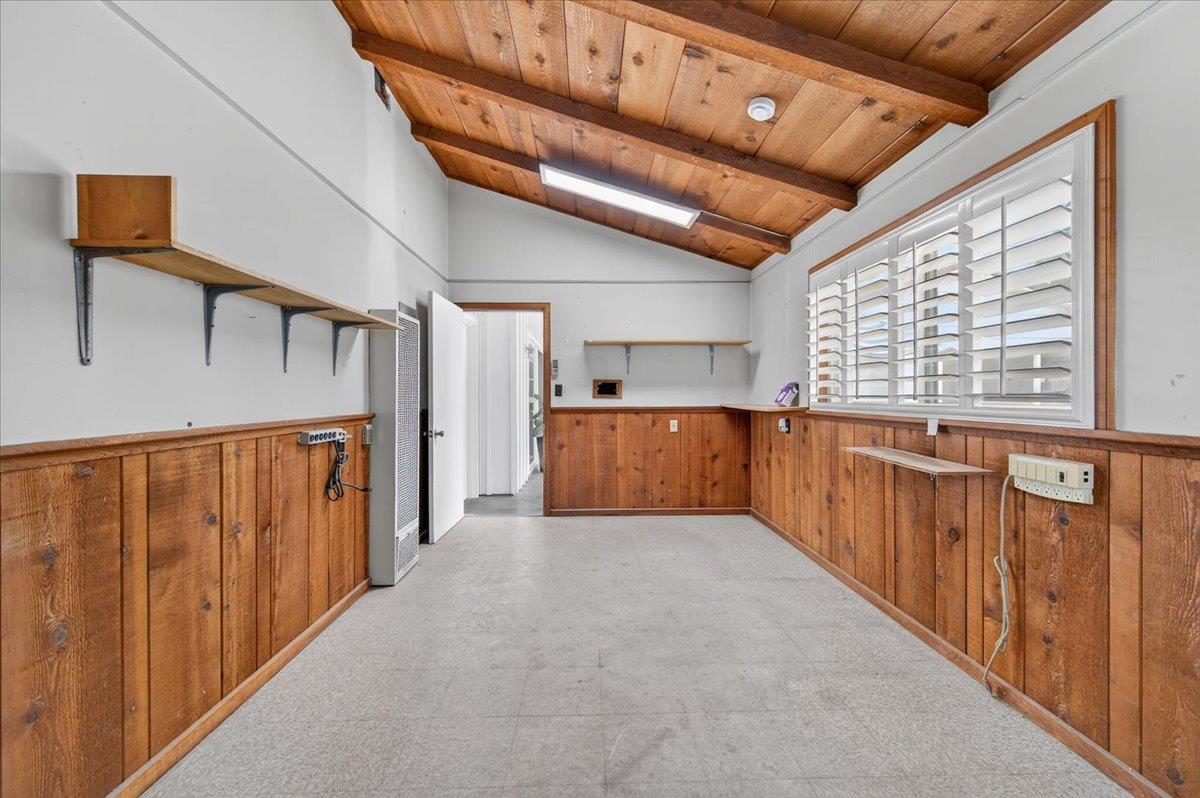 5610 N Arthur Ave, Fresno, CA 93711