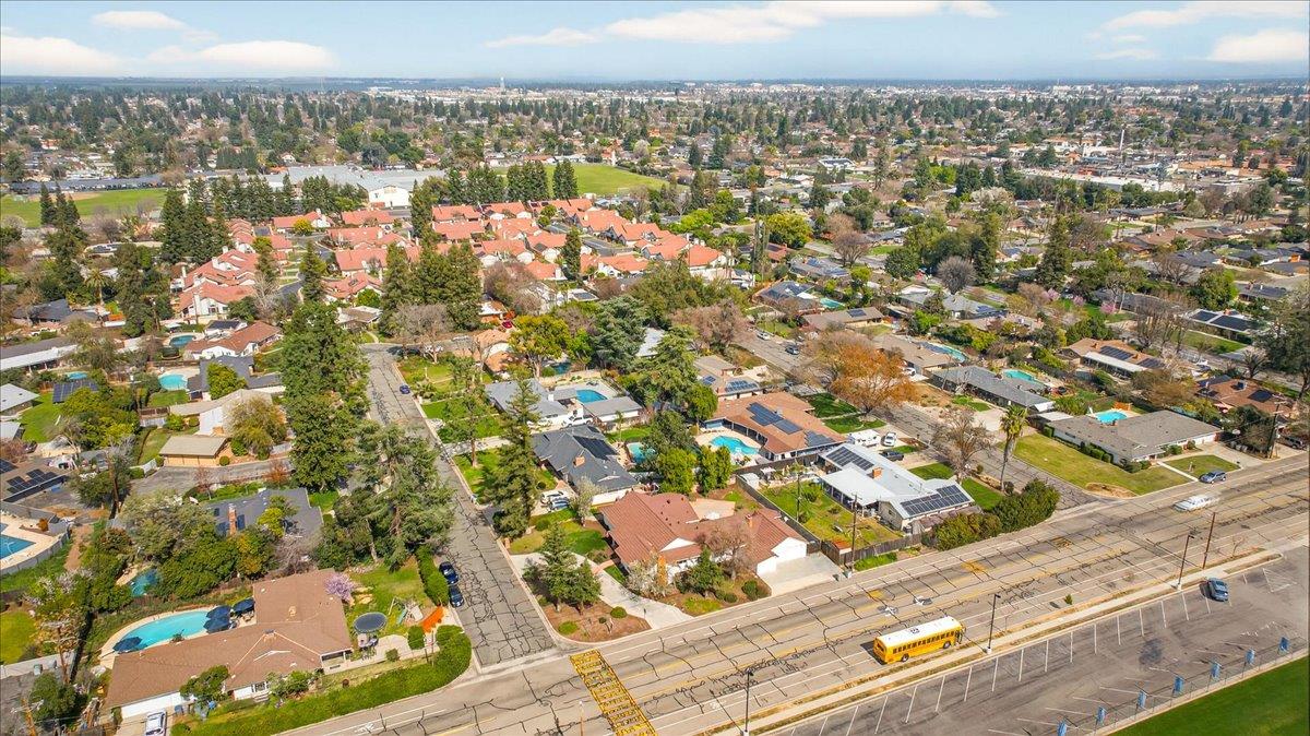 5610 N Arthur Ave, Fresno, CA 93711