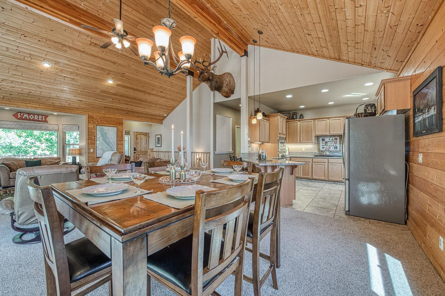 40753 Wild Iris Ln, Shaver Lake, CA 93664