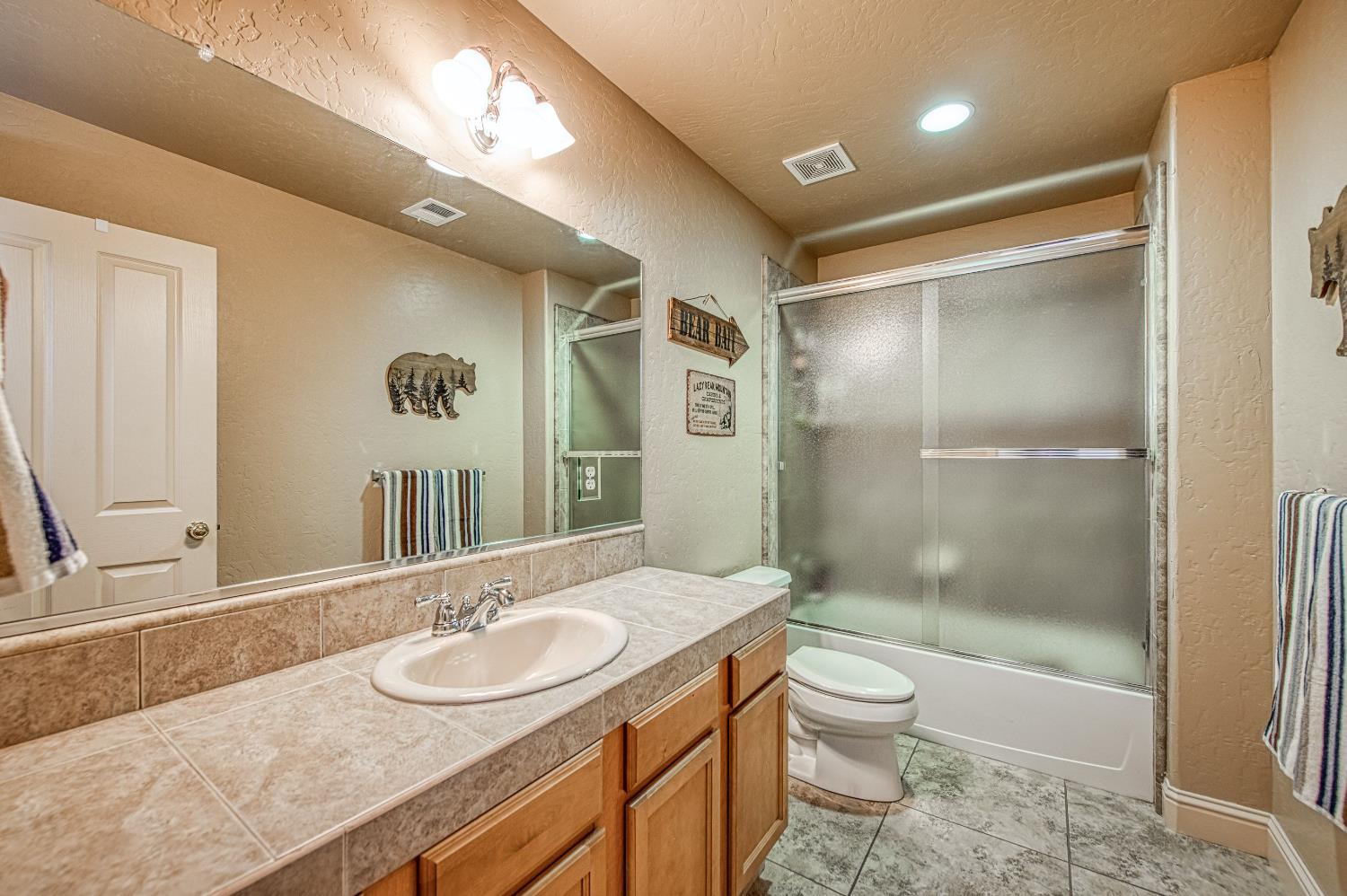 40753 Wild Iris Ln, Shaver Lake, CA 93664