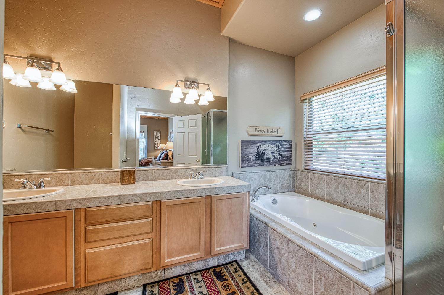 40753 Wild Iris Ln, Shaver Lake, CA 93664