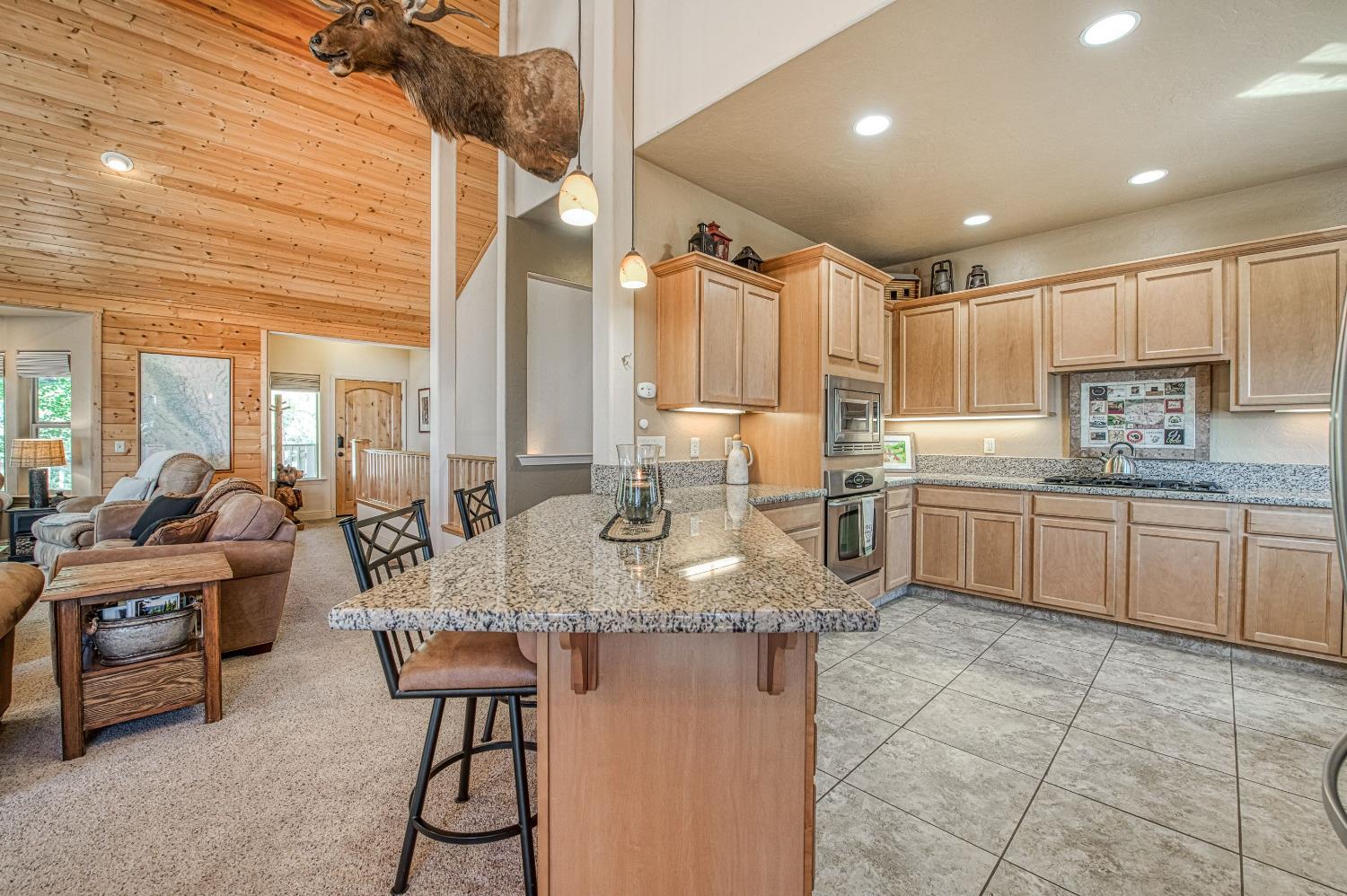 40753 Wild Iris Ln, Shaver Lake, CA 93664