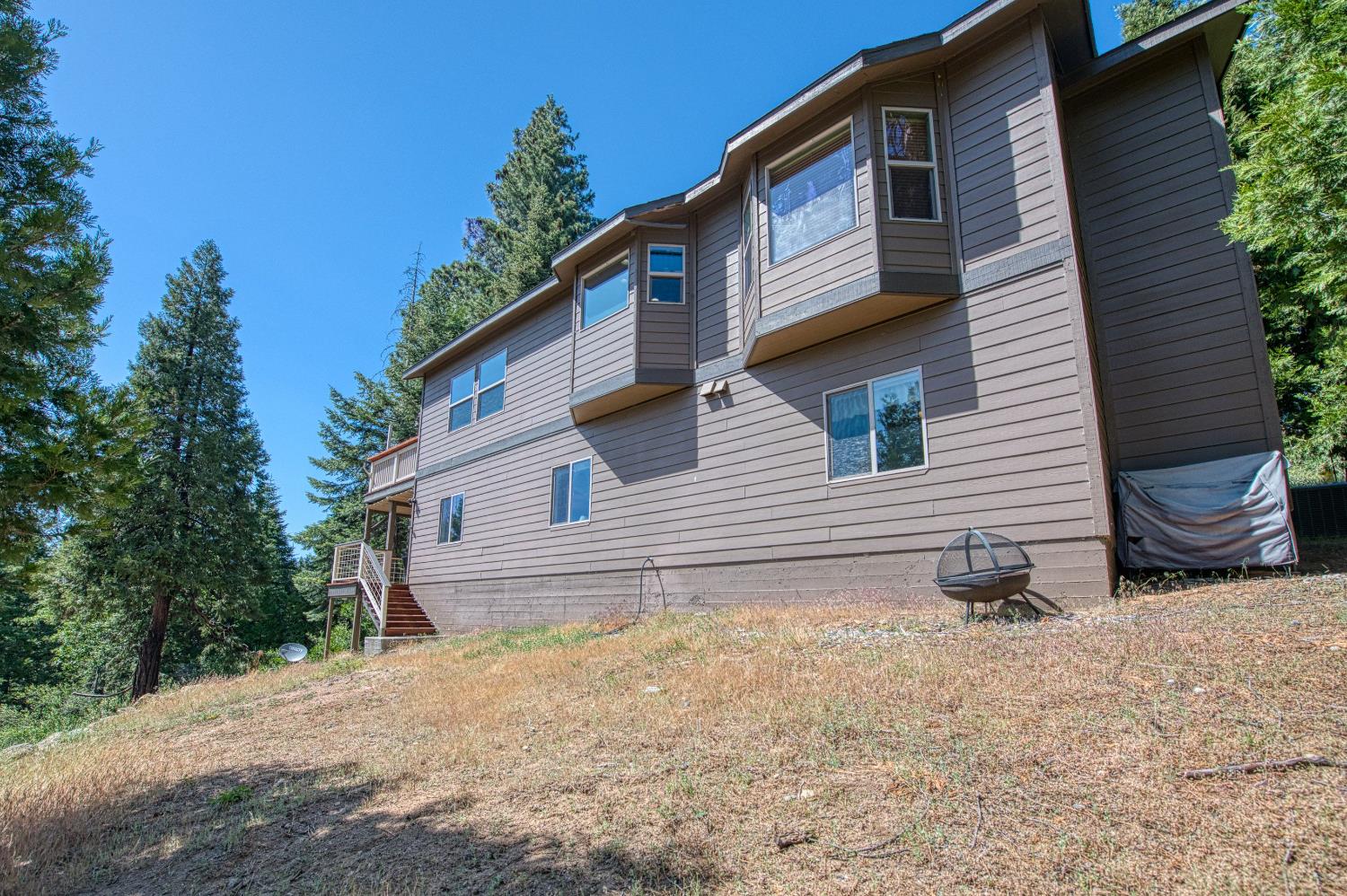 40753 Wild Iris Ln, Shaver Lake, CA 93664