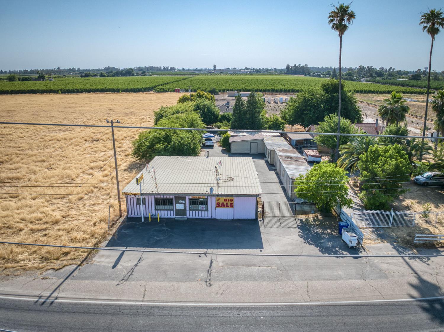 43125 Road 80, Dinuba, CA 93618