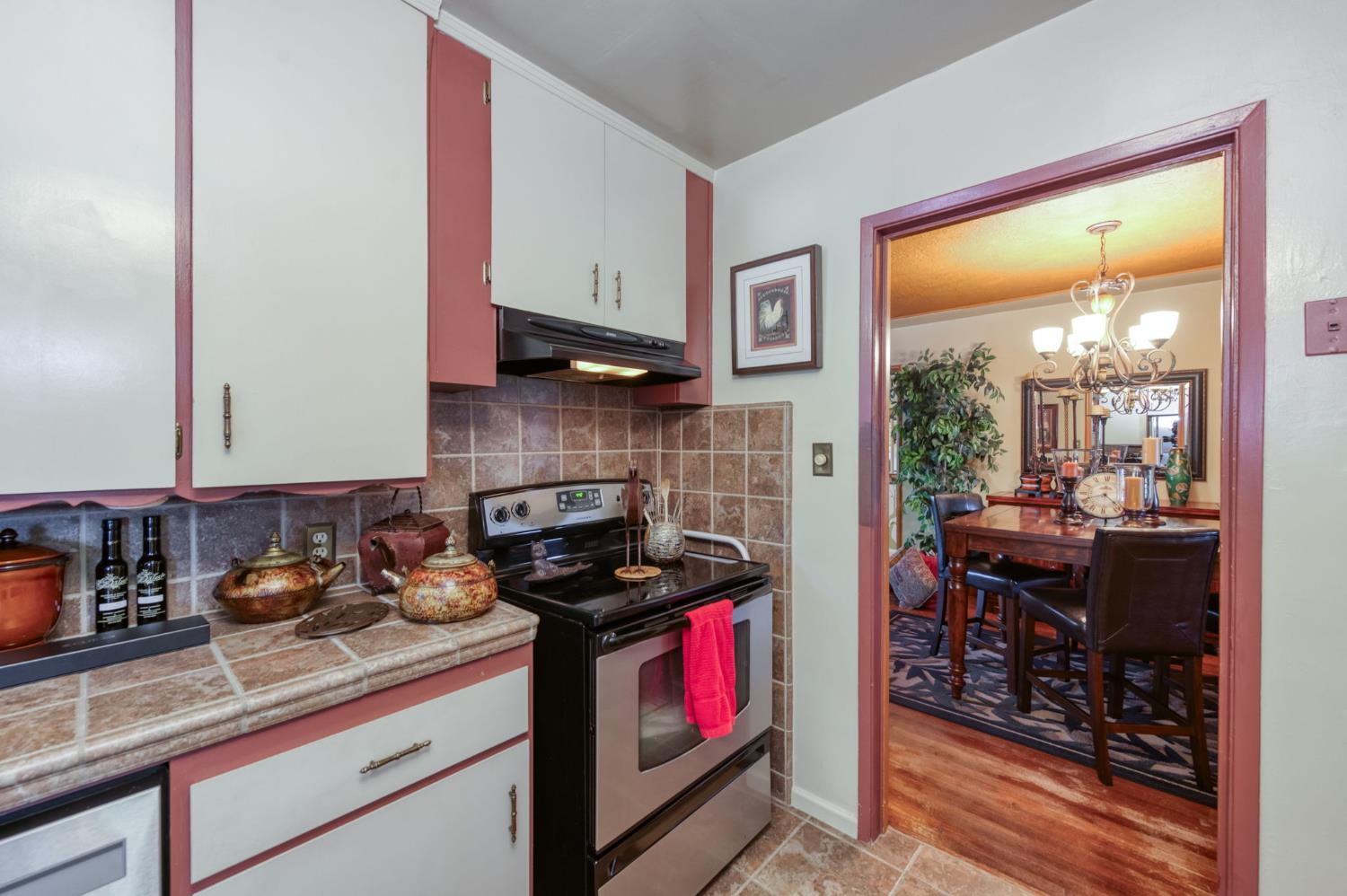 43125 Road 80, Dinuba, CA 93618