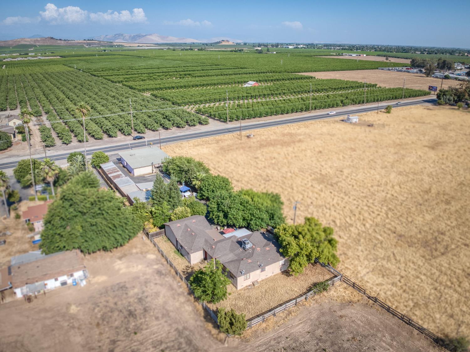 43125 Road 80, Dinuba, CA 93618