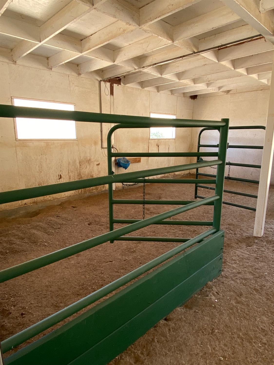 5288 N Piedra Rd N, Sanger, CA 93657