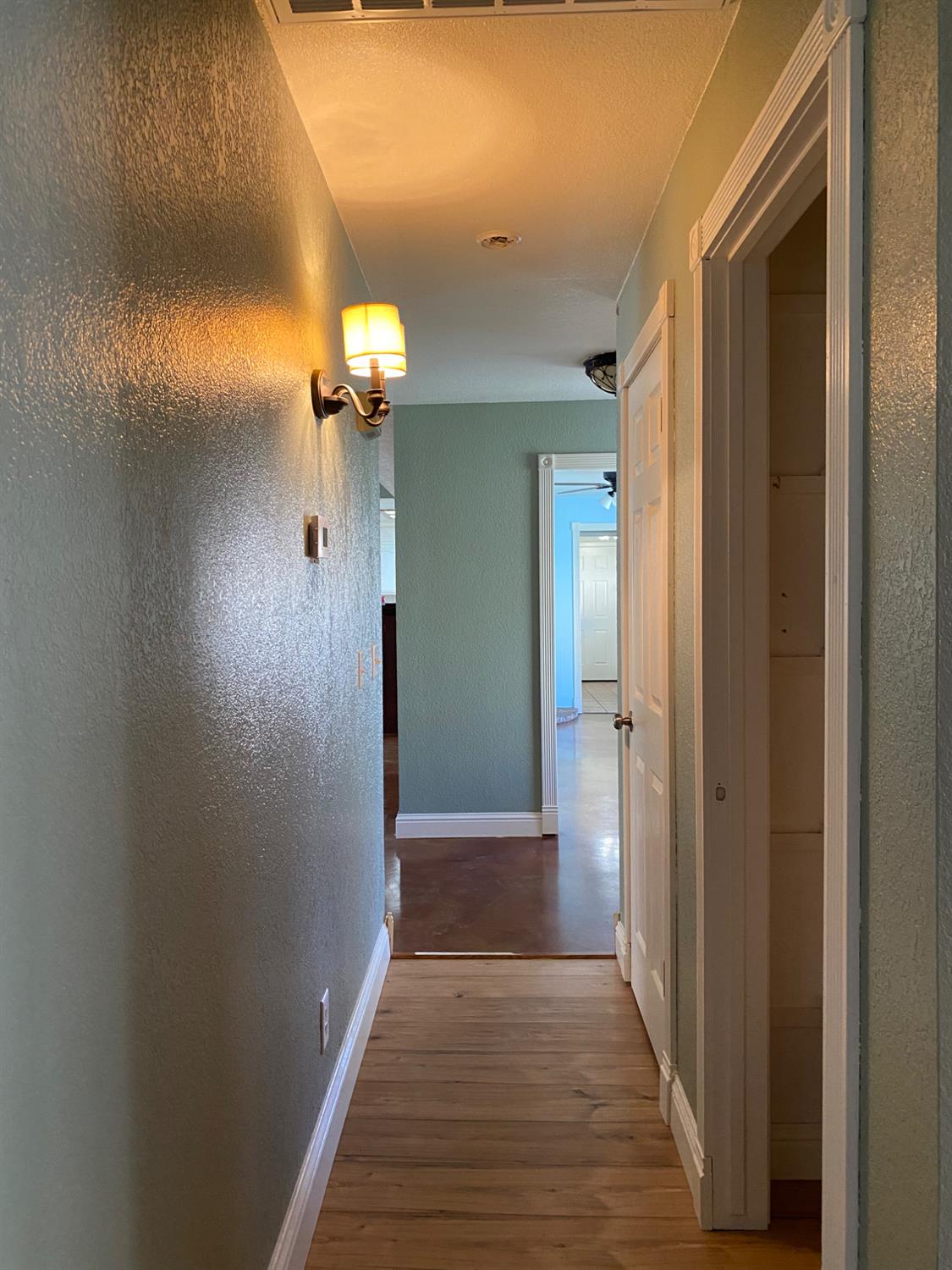 5288 N Piedra Rd N, Sanger, CA 93657