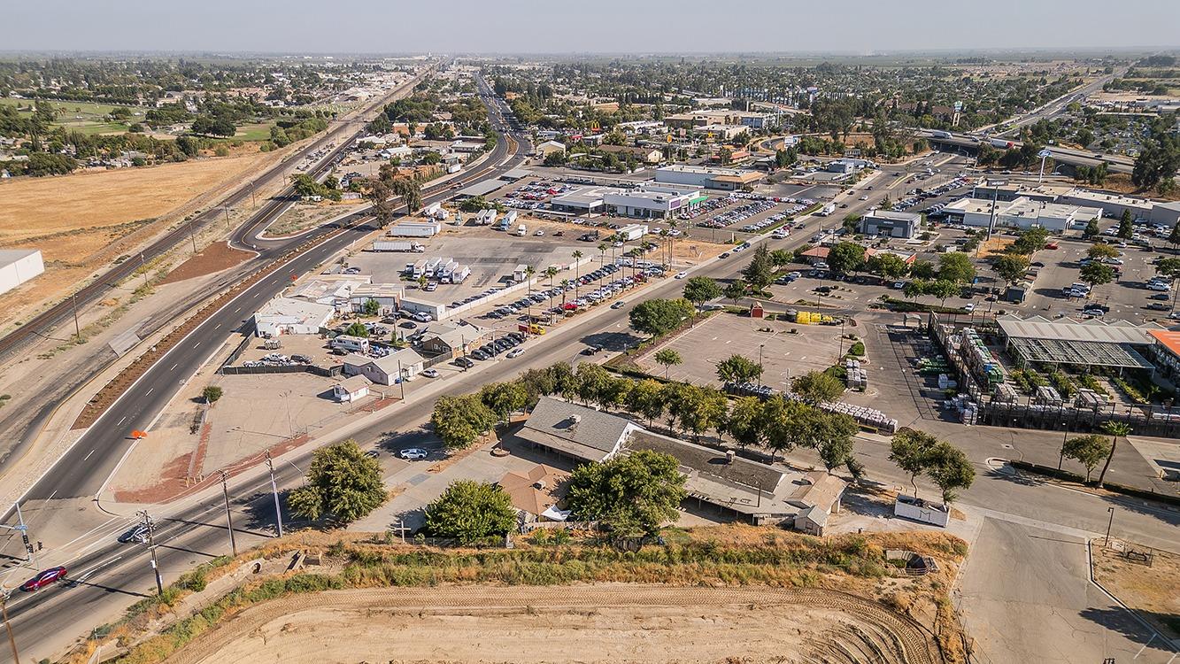 3185 Highland Ave, Selma, CA 93662