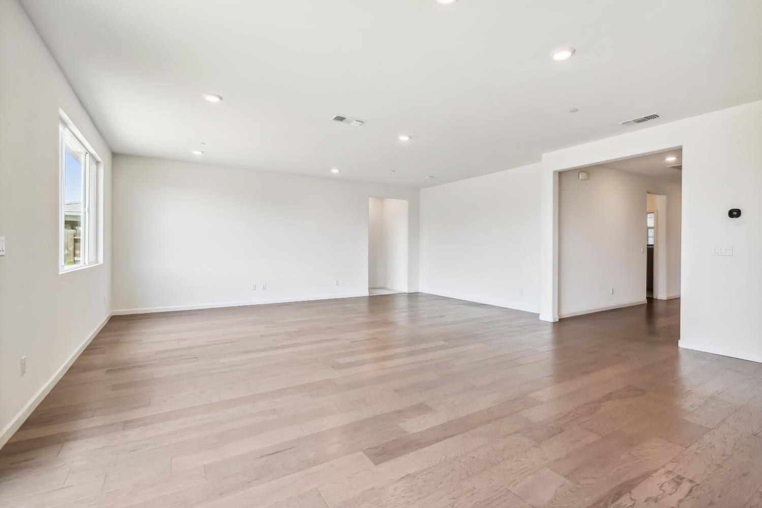 775 E Curtis Ave, Fowler, CA 93625