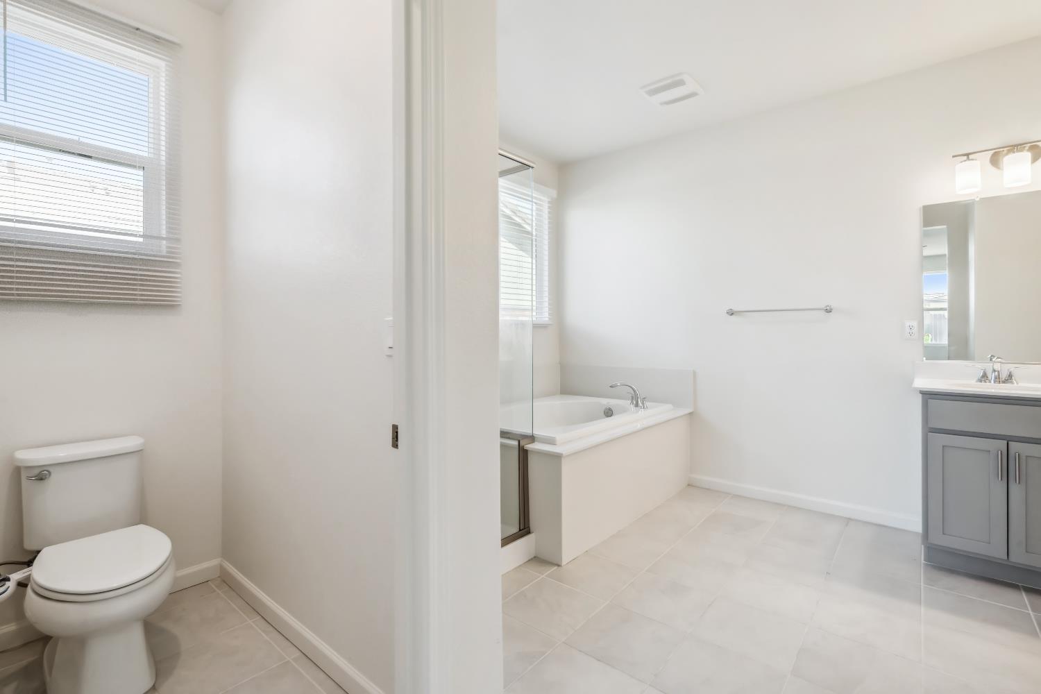 775 E Curtis Ave, Fowler, CA 93625