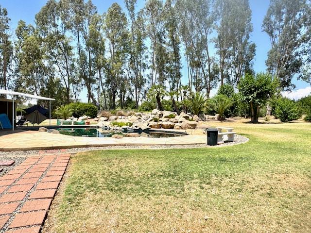 5476 Greenwood Ave, Clovis, CA 93619