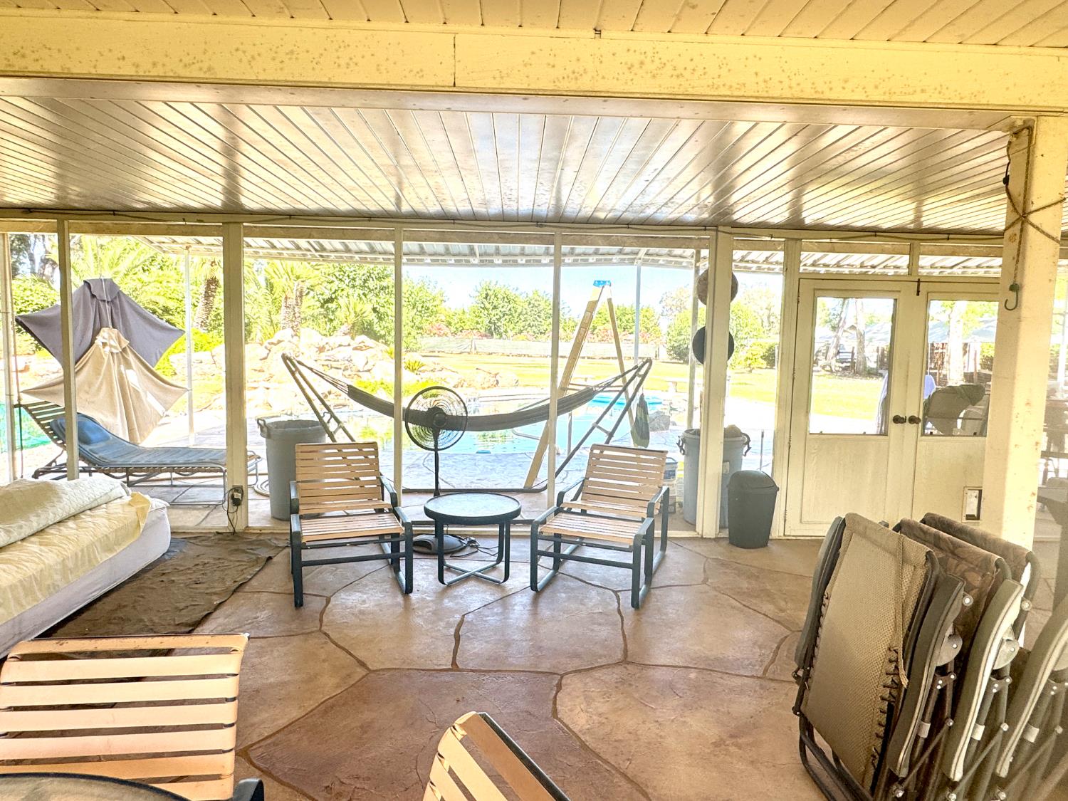 5476 Greenwood Ave, Clovis, CA 93619
