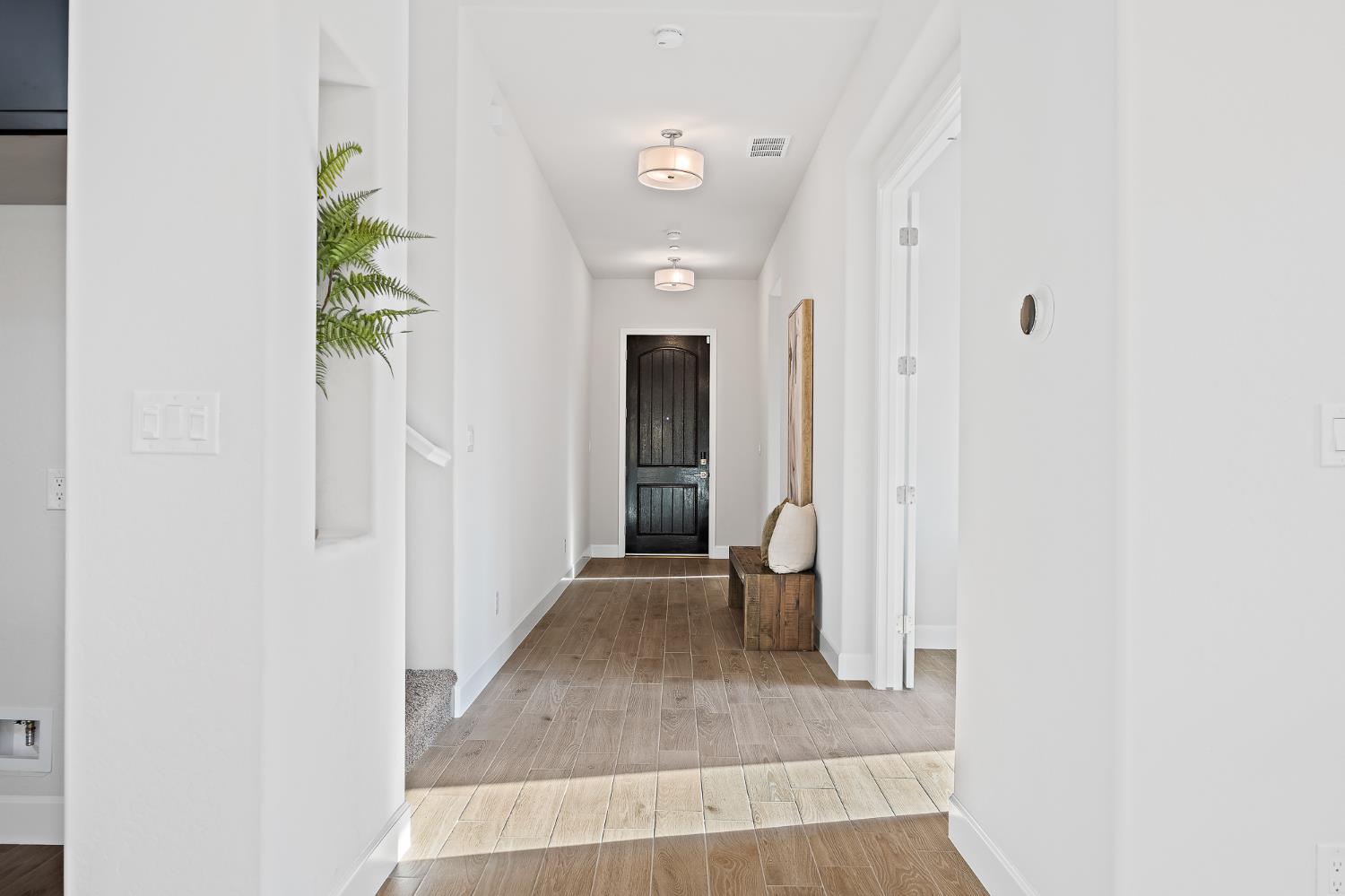 925 Talus Way South, Madera, CA 93636