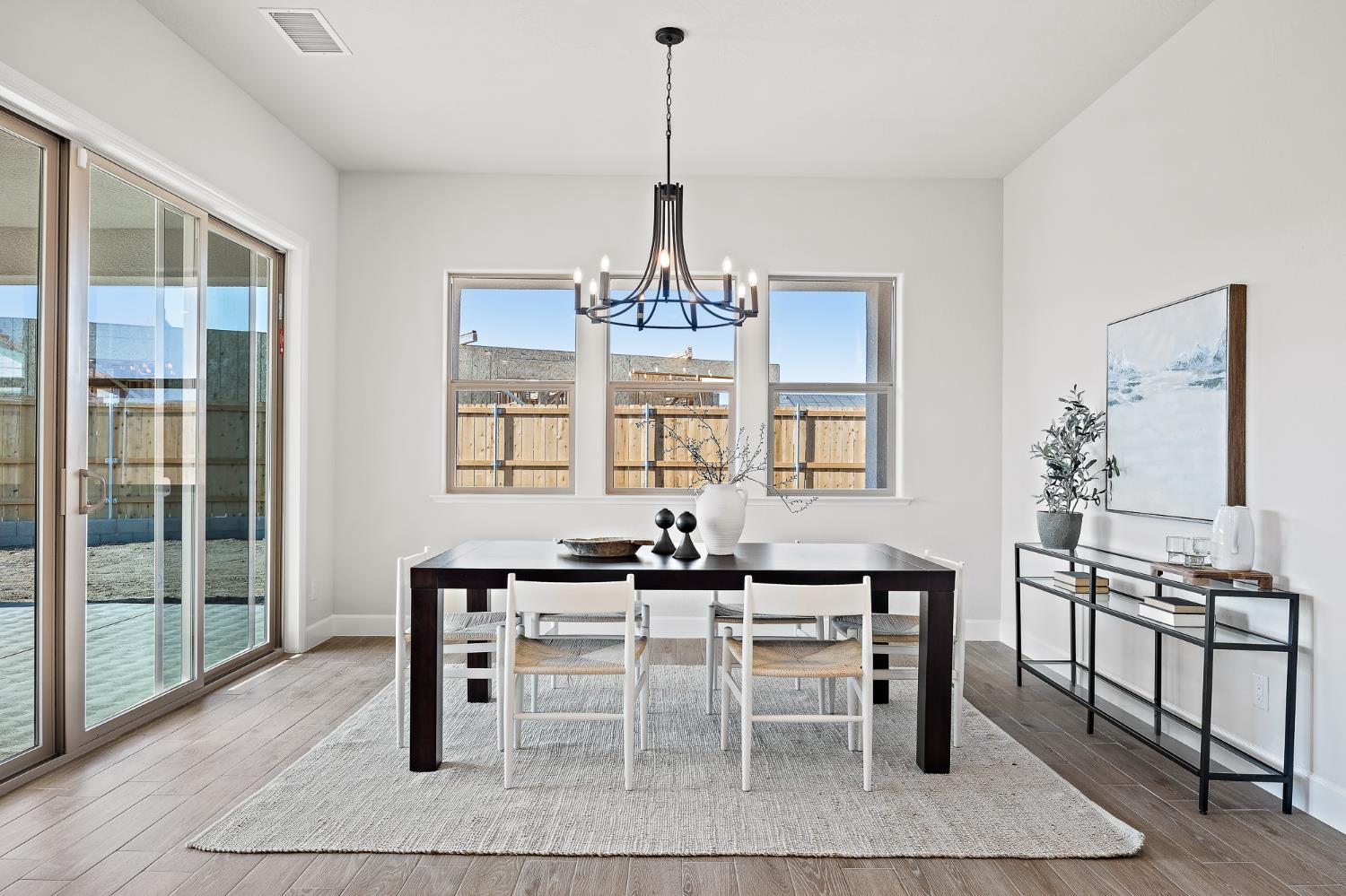 925 Talus Way South, Madera, CA 93636