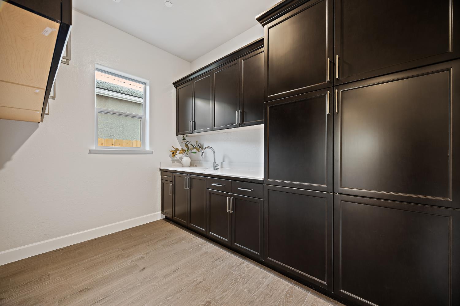 925 Talus Way South, Madera, CA 93636