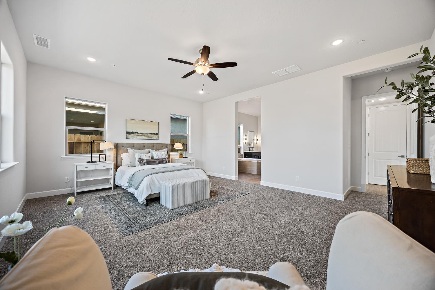 925 Talus Way South, Madera, CA 93636