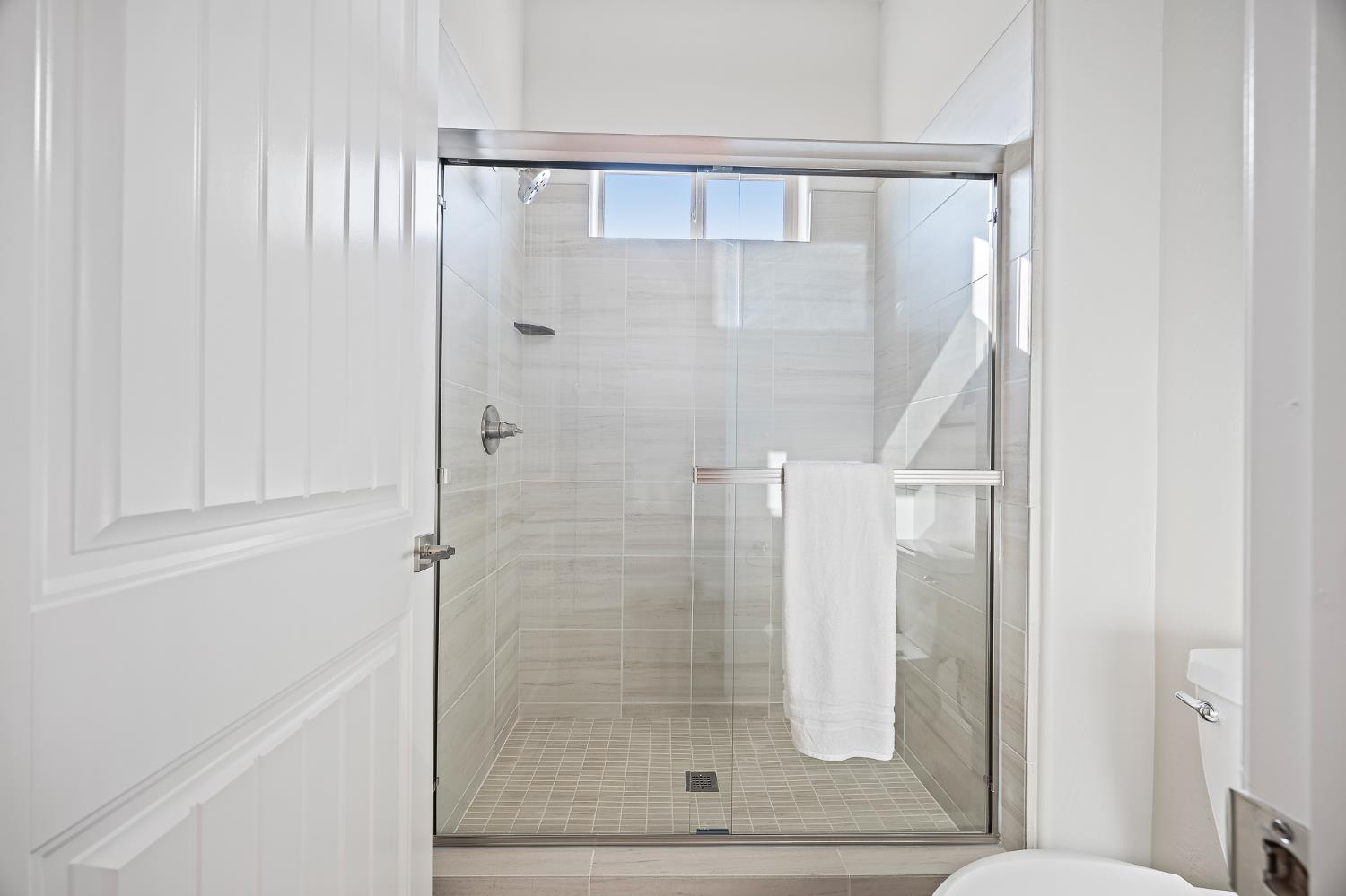 925 Talus Way South, Madera, CA 93636