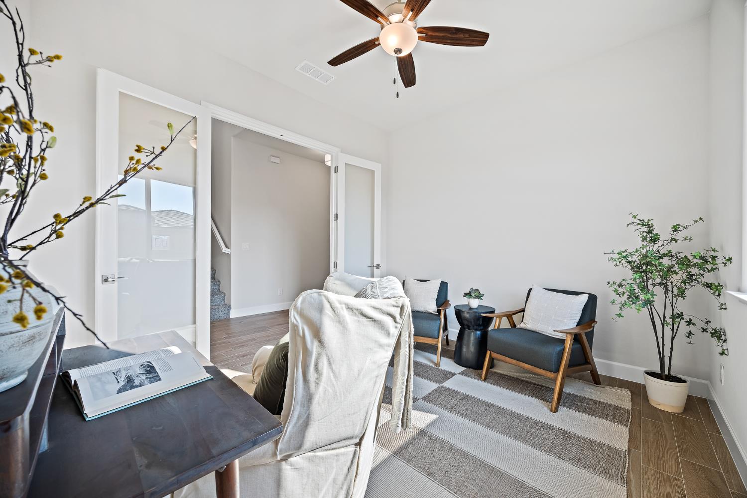 925 Talus Way South, Madera, CA 93636