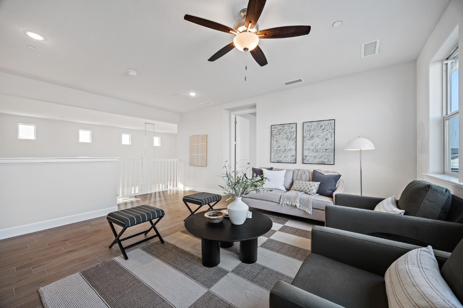 925 Talus Way South, Madera, CA 93636