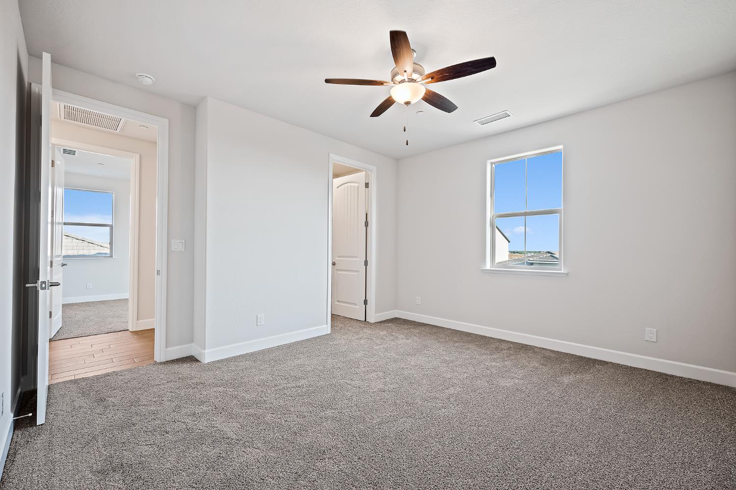 925 Talus Way South, Madera, CA 93636