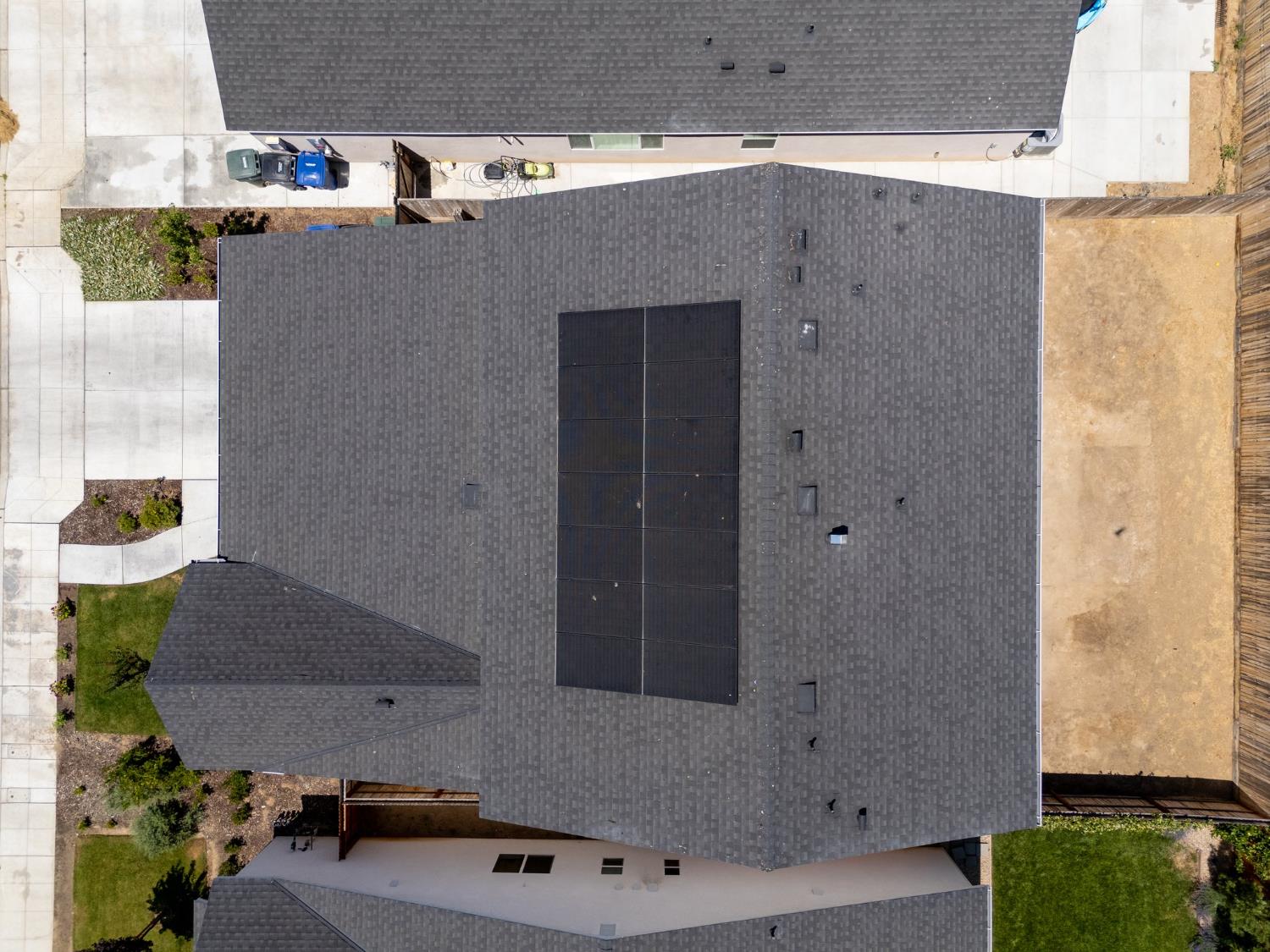 6406 E Giavanna Ave, Fresno, CA 93727