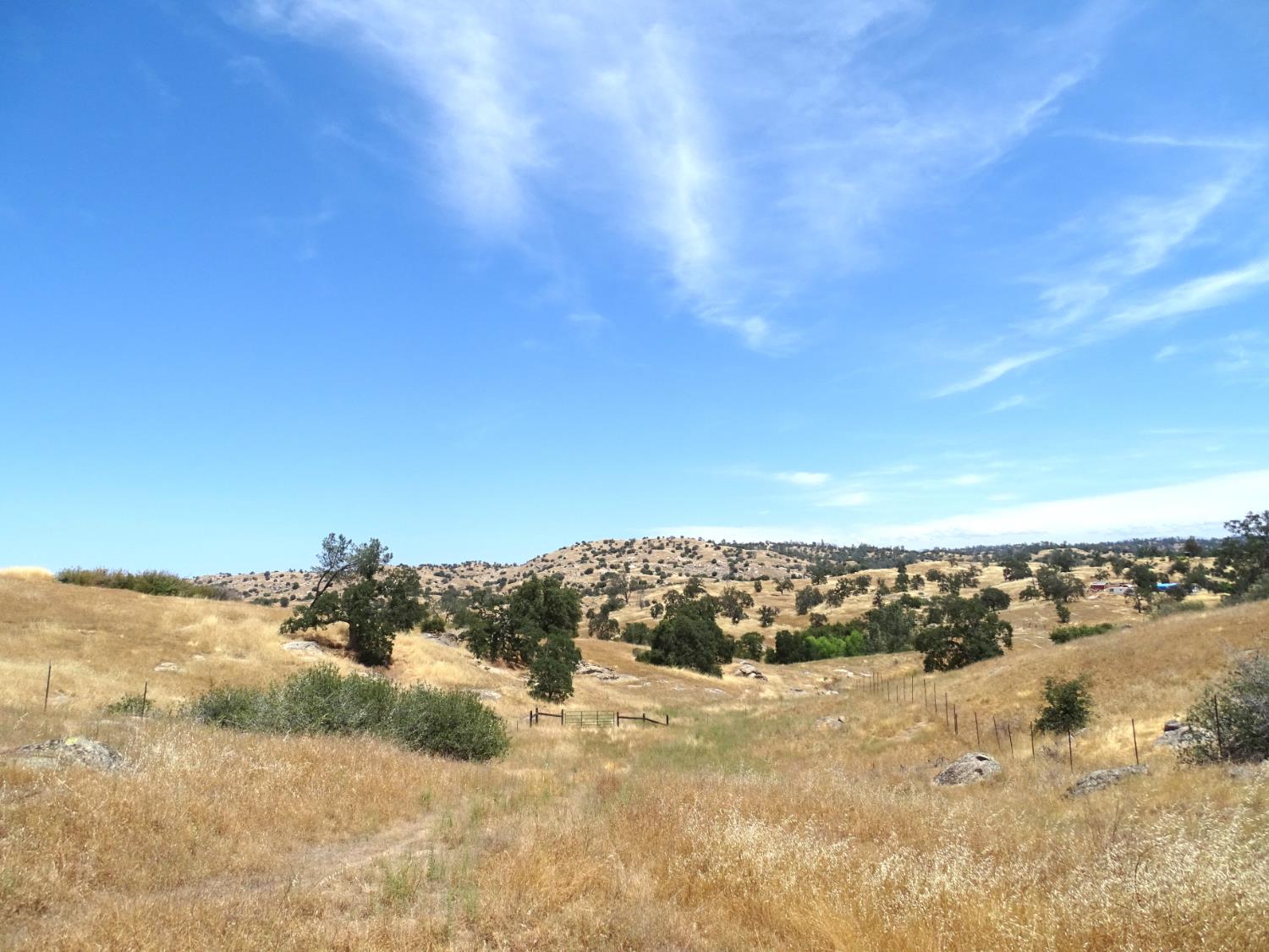 1 Millstream Ln, Madera, CA 93636