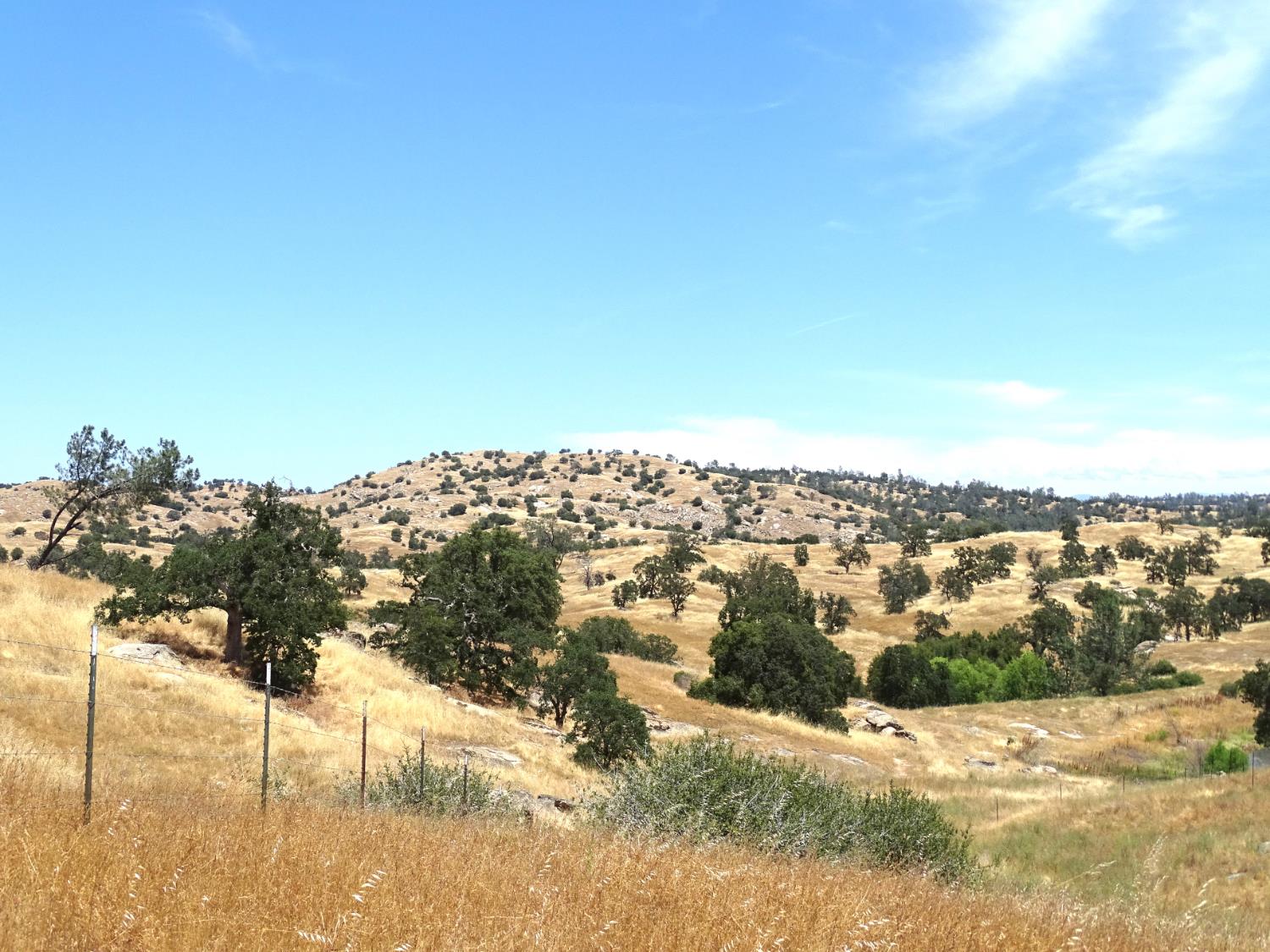 1 Millstream Ln, Madera, CA 93636