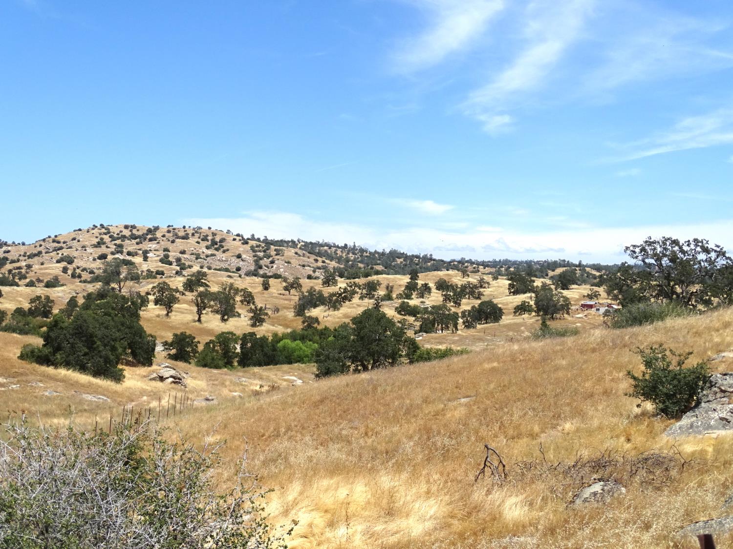 1 Millstream Ln, Madera, CA 93636