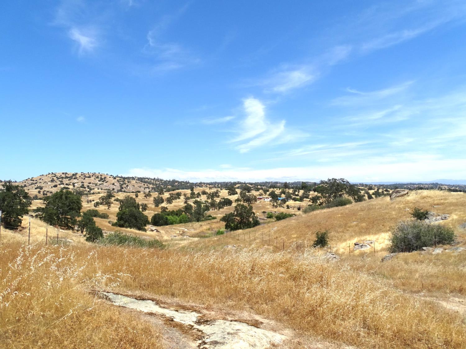 1 Millstream Ln, Madera, CA 93636