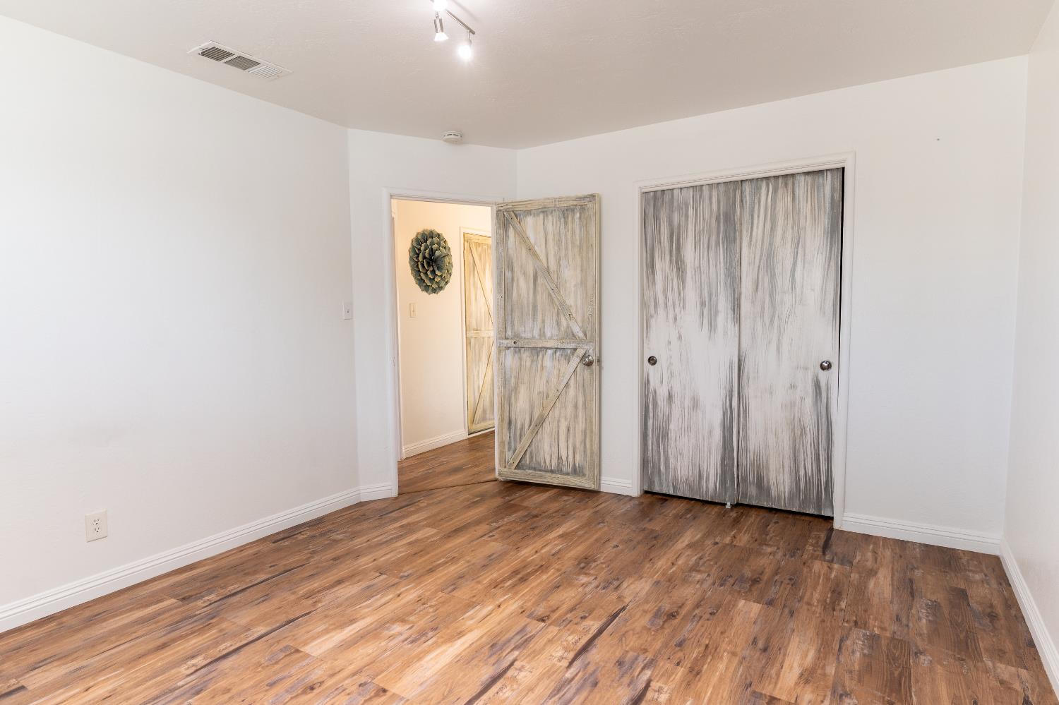 2922 E Gettysburg Ave, Fresno, CA 93726