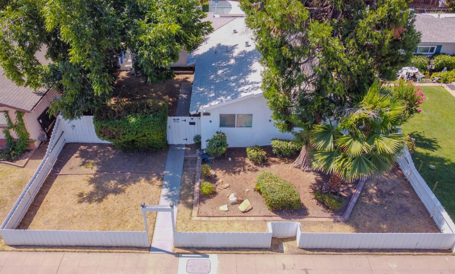 2922 E Gettysburg Ave, Fresno, CA 93726