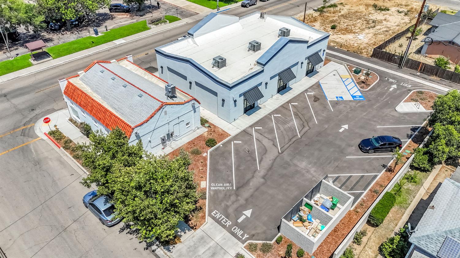 1719 7Th St, Sanger, CA 93657