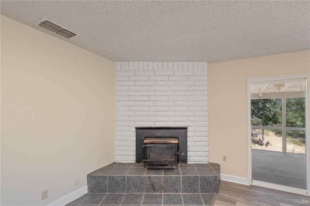 32413 Chickasaw Rd, Coarsegold, CA 93614