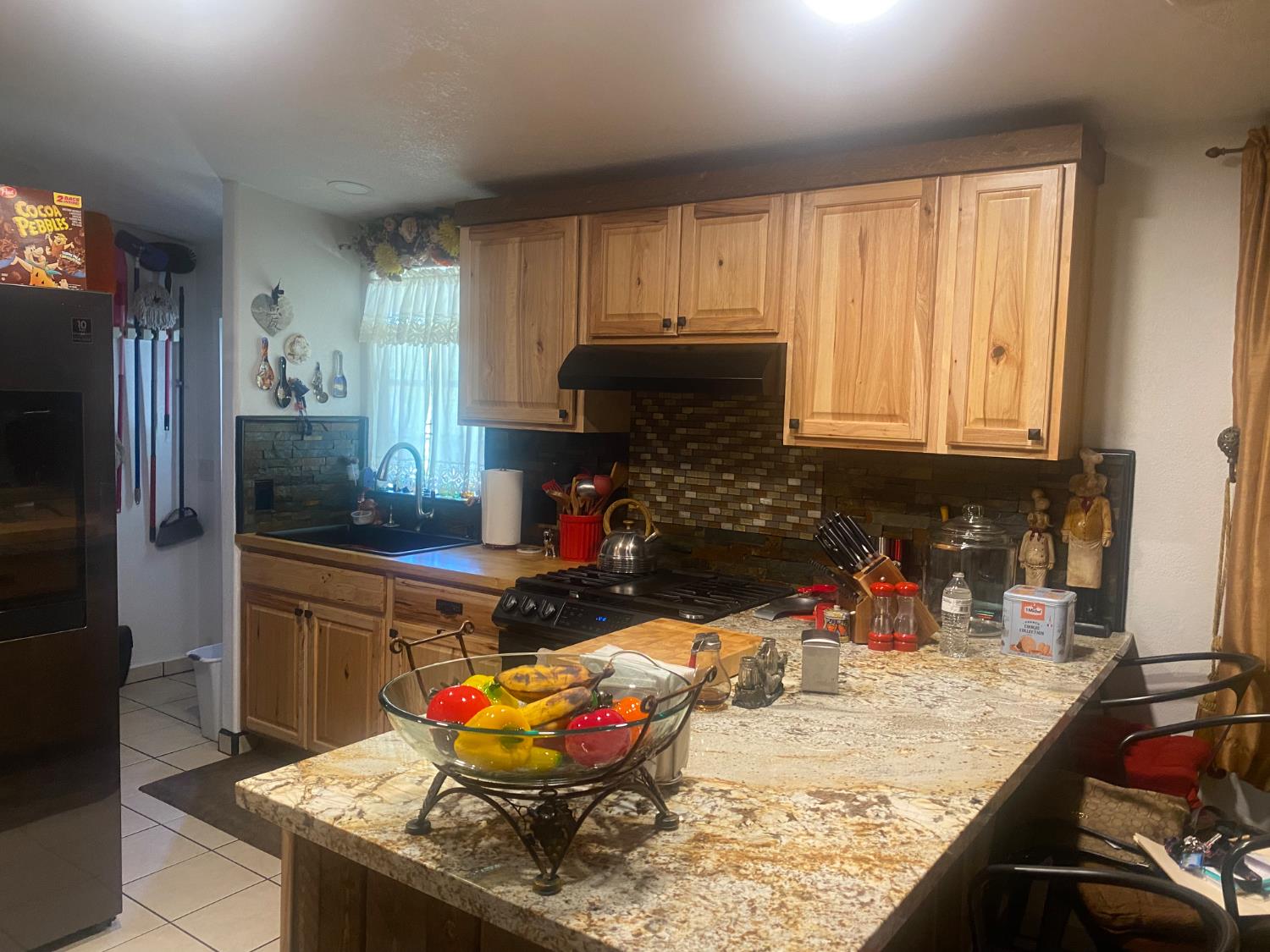 2575 S Willow Ave #25, Fresno, CA 93725