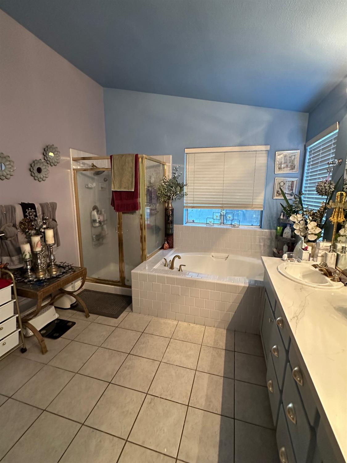 6675 N Lola Ave, Fresno, CA 93722