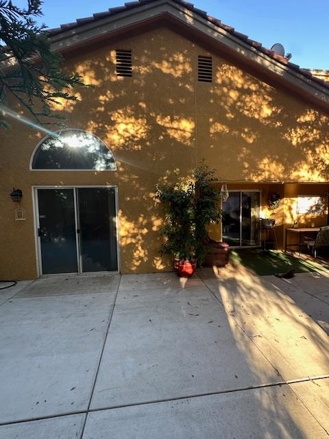 6675 N Lola Ave, Fresno, CA 93722