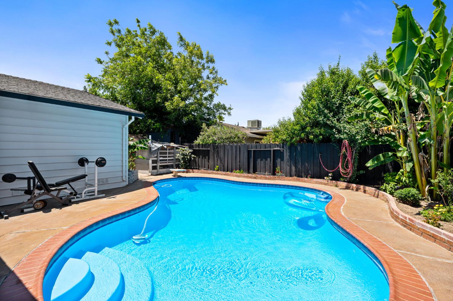 3367 M St, Merced, CA 95348